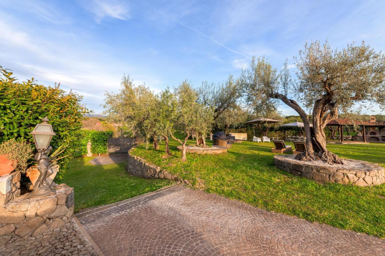 Roman Oasis Villa تْشامبينو المظهر الخارجي الصورة