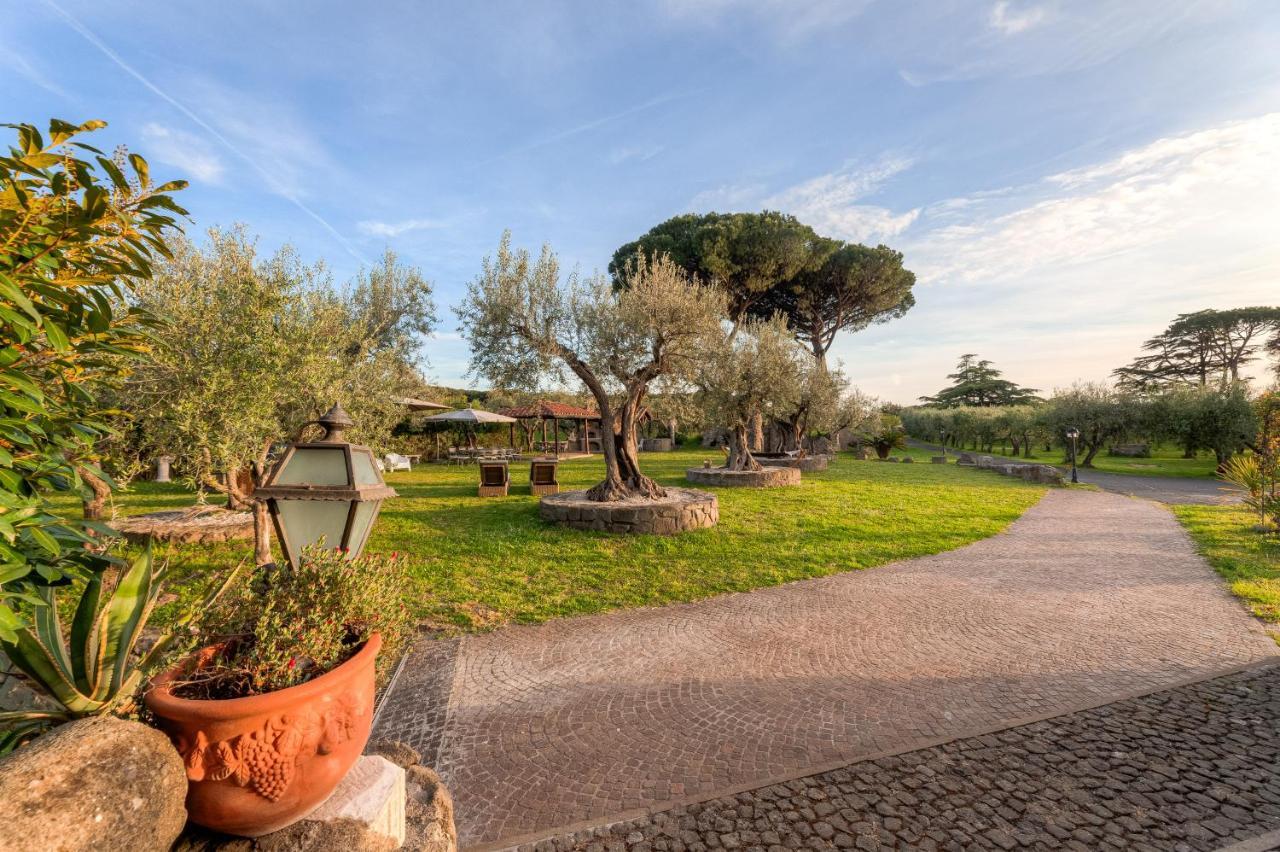 Roman Oasis Villa تْشامبينو المظهر الخارجي الصورة