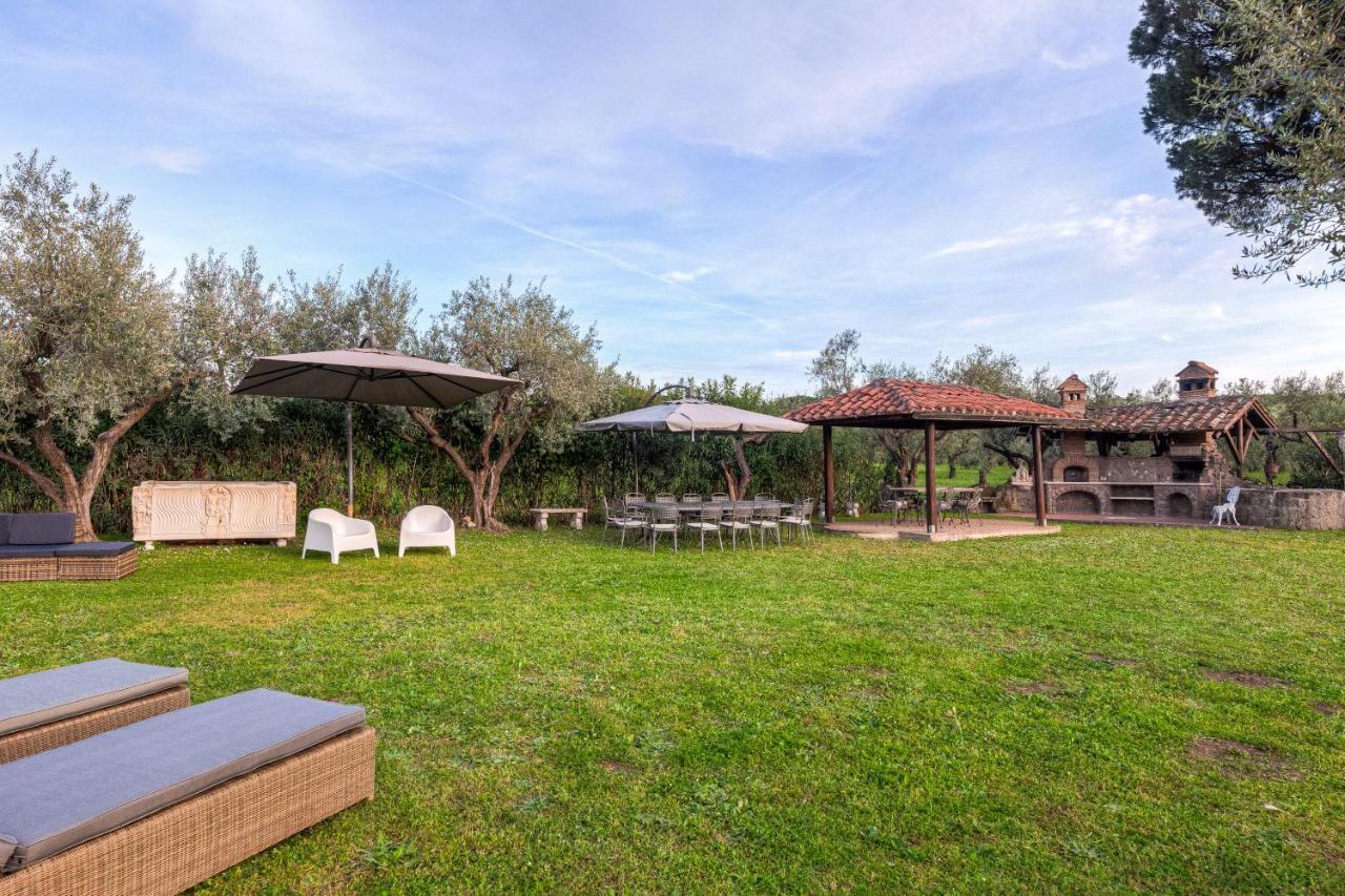 Roman Oasis Villa تْشامبينو المظهر الخارجي الصورة